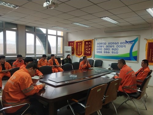 节前警示教育.jpg