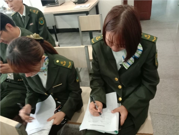 4CF0A009AD7B9C6CDBED046CB448955B.jpg
