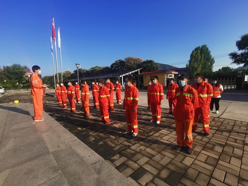 事故现场演练.jpg 事故现场演练.jpg